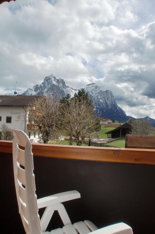 Hotel Viktoria Castelrotto Rum bild